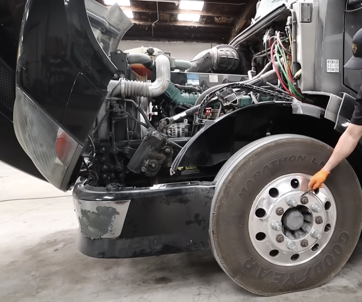 Mobile Truck & Trailer Repair of Knoxville service detail